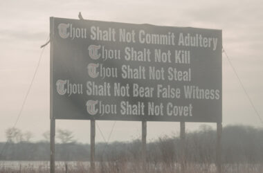 10 commandments-how are lives are to be distinct